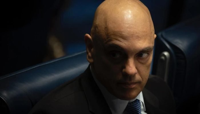 1 de 1 Alexandre de moraes durante sessão Solene destinada à entrega da medalha Grã-Cruz da...