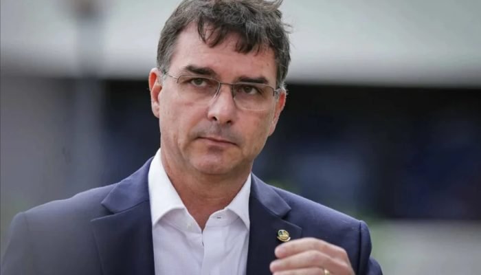 1 de 1 Flávio Bolsonaro STF - Foto: BRENO ESAKI/METRÓPOLES @BrenoEsaki