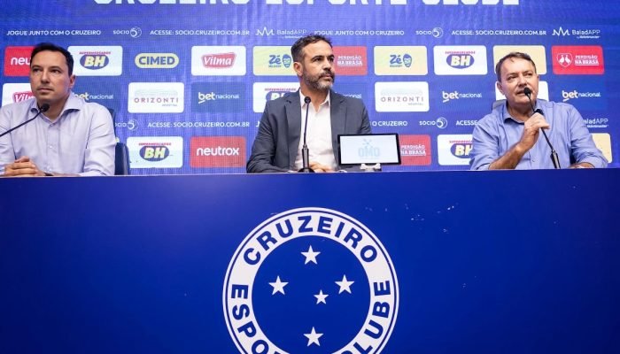 1 de 1 coletiva-de-apresentacao-de-artur-jorge - Foto: Gustavo Aleixo/Cruzeiro