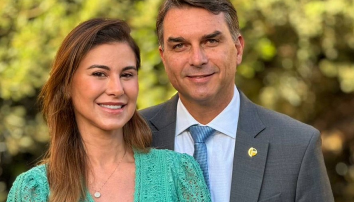 Flávio e Fernanda Bolsonaro — Foto: Reprodução