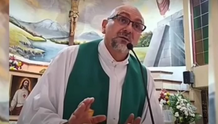Padre refletiu antes de cruz cair sobre ele no Equador: “Todos morreremos”