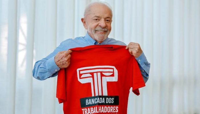 PT mira “bancada dos trabalhadores” com apoio de Benedita e Talíria